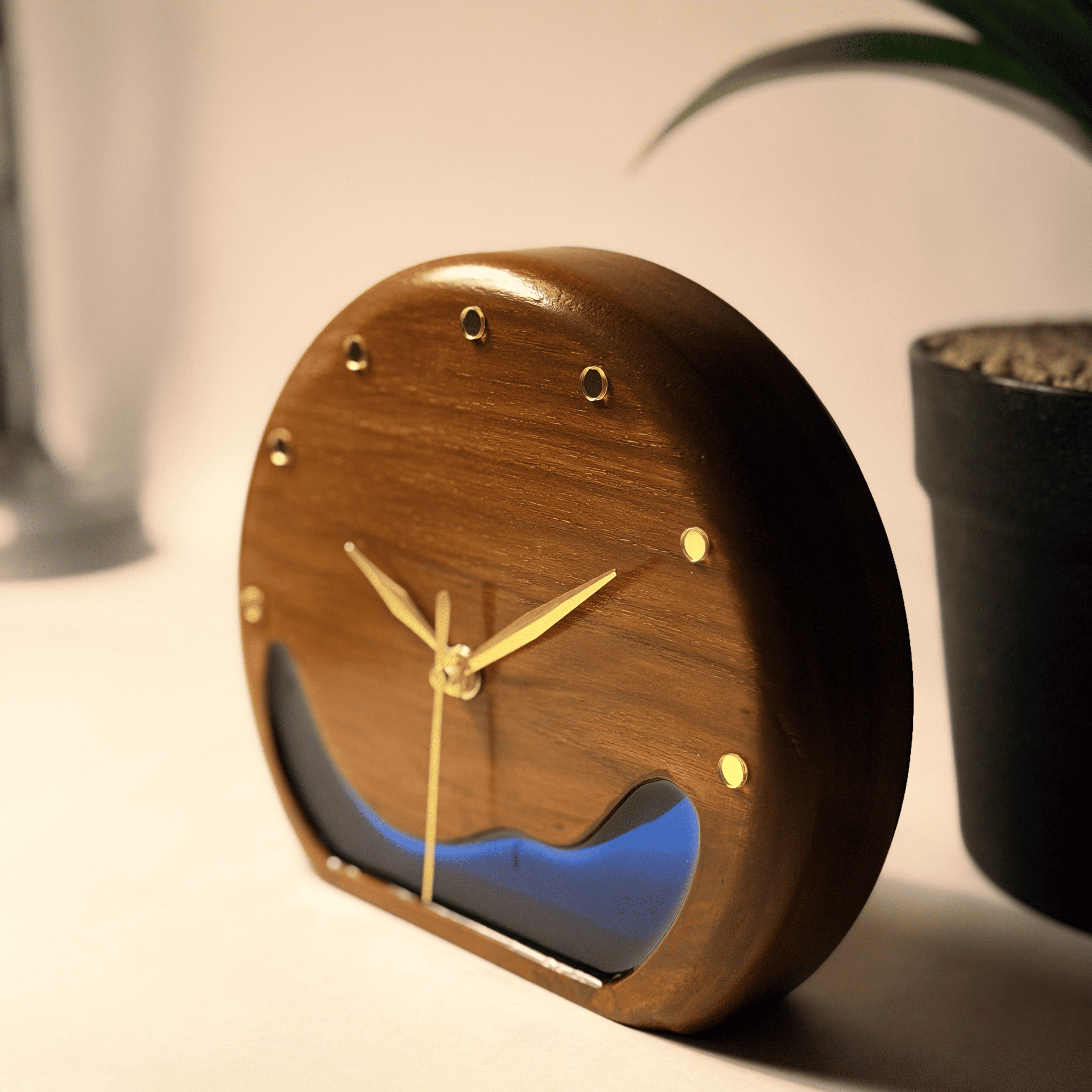 MKL Resin Arts – 7″ Teak Wood Resin Tabletop Clock