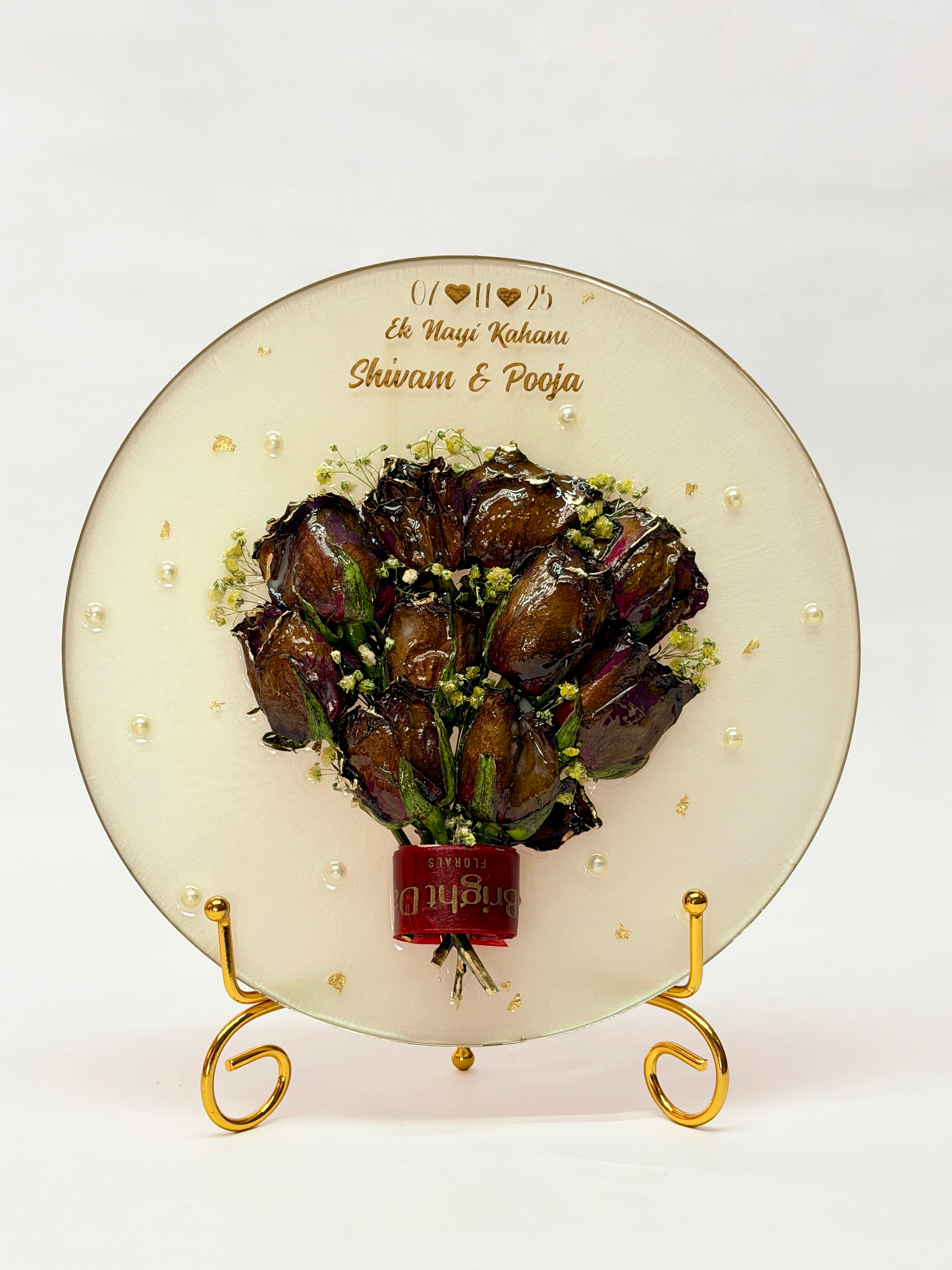 MKL Resin Arts Personalized Wedding Resin Frame – Handmade Floral Keepsake, 10-Inch with Stand